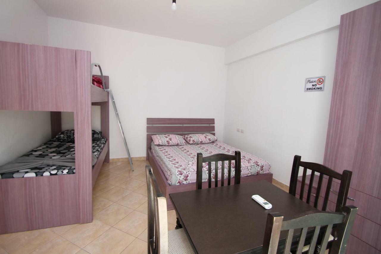 Marina Apartment Vlore Exterior photo